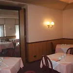 Albert Hotel Hotel 3*