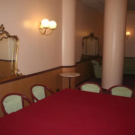 Otel Albert Hotel