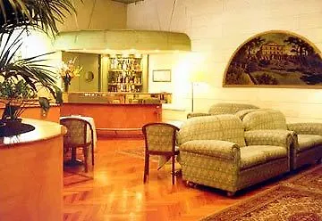 Hotell Albert Hotel 3*