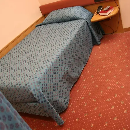 Szálloda Albert Hotel 3*