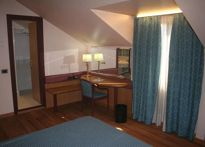 Szálloda Albert Hotel Milánó