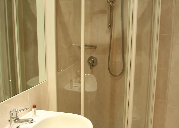 Albert Hotel 3* Милан