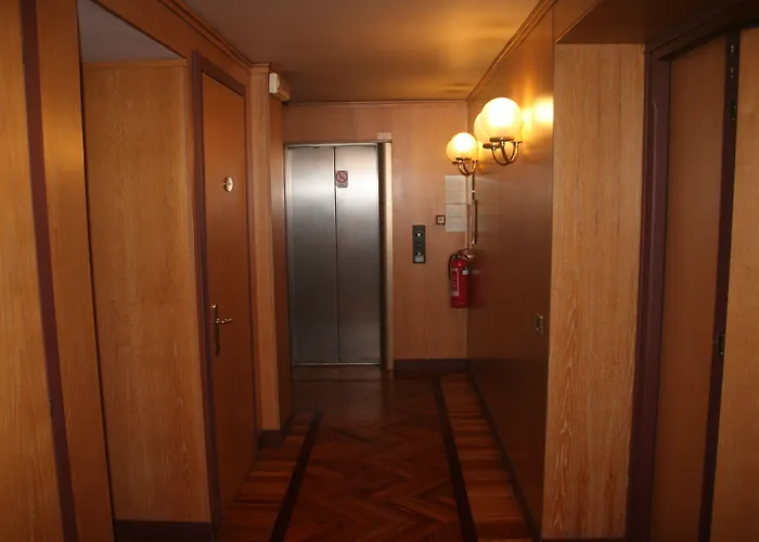 Szálloda Albert Hotel 3*