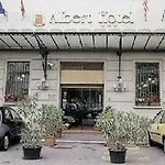 Albert Hotel מלון 3*